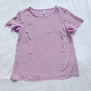 Lilac scallop short-sleeved top